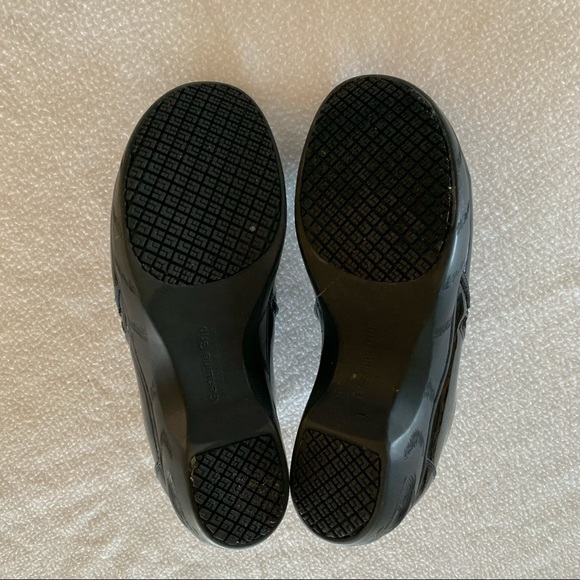 Skechers Work Shoe - Picture 8 of 8